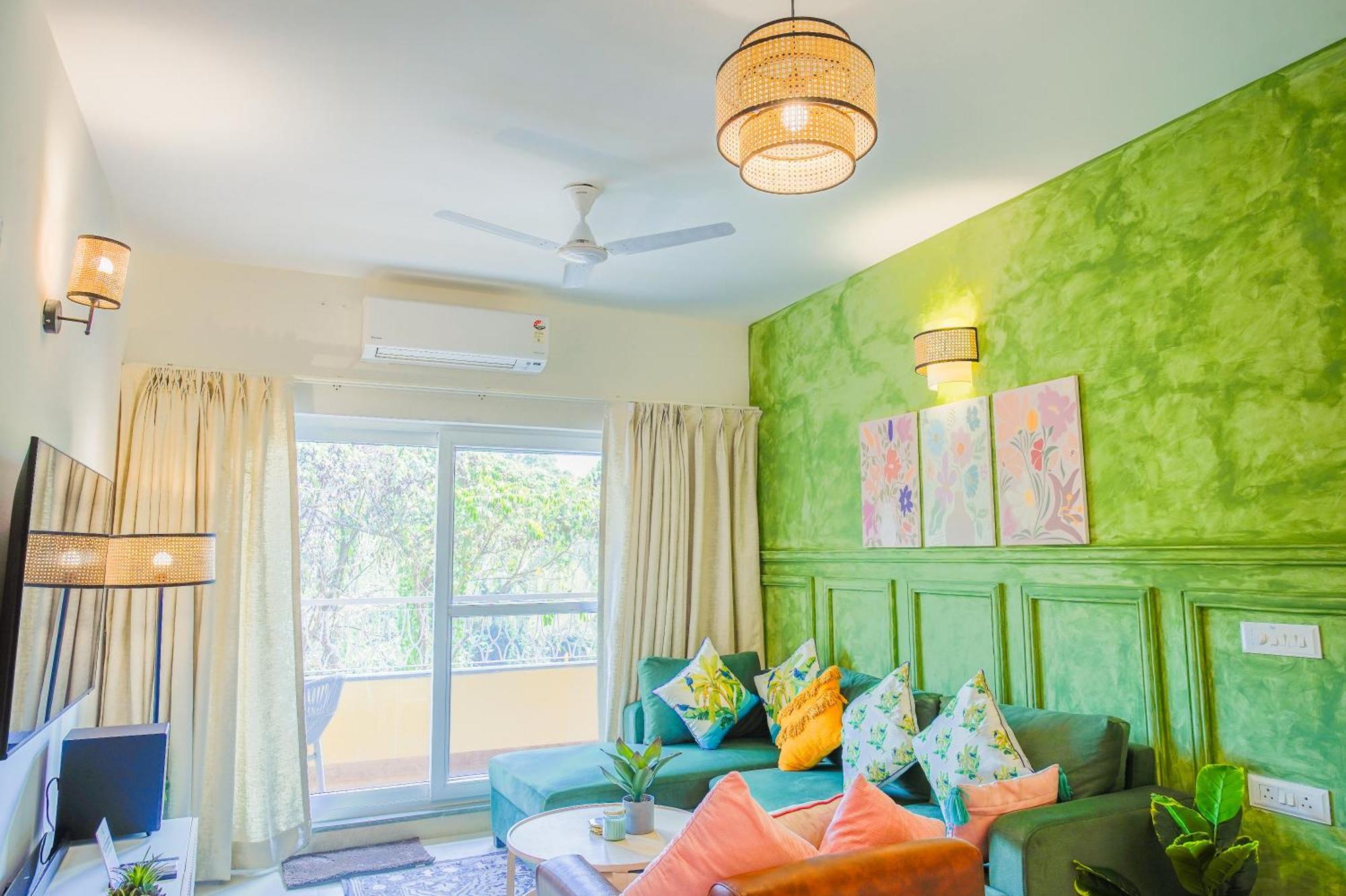 Alaya Stays 1 Bhk With Balcony & Pool - Veera Marina Candolim Exterior photo