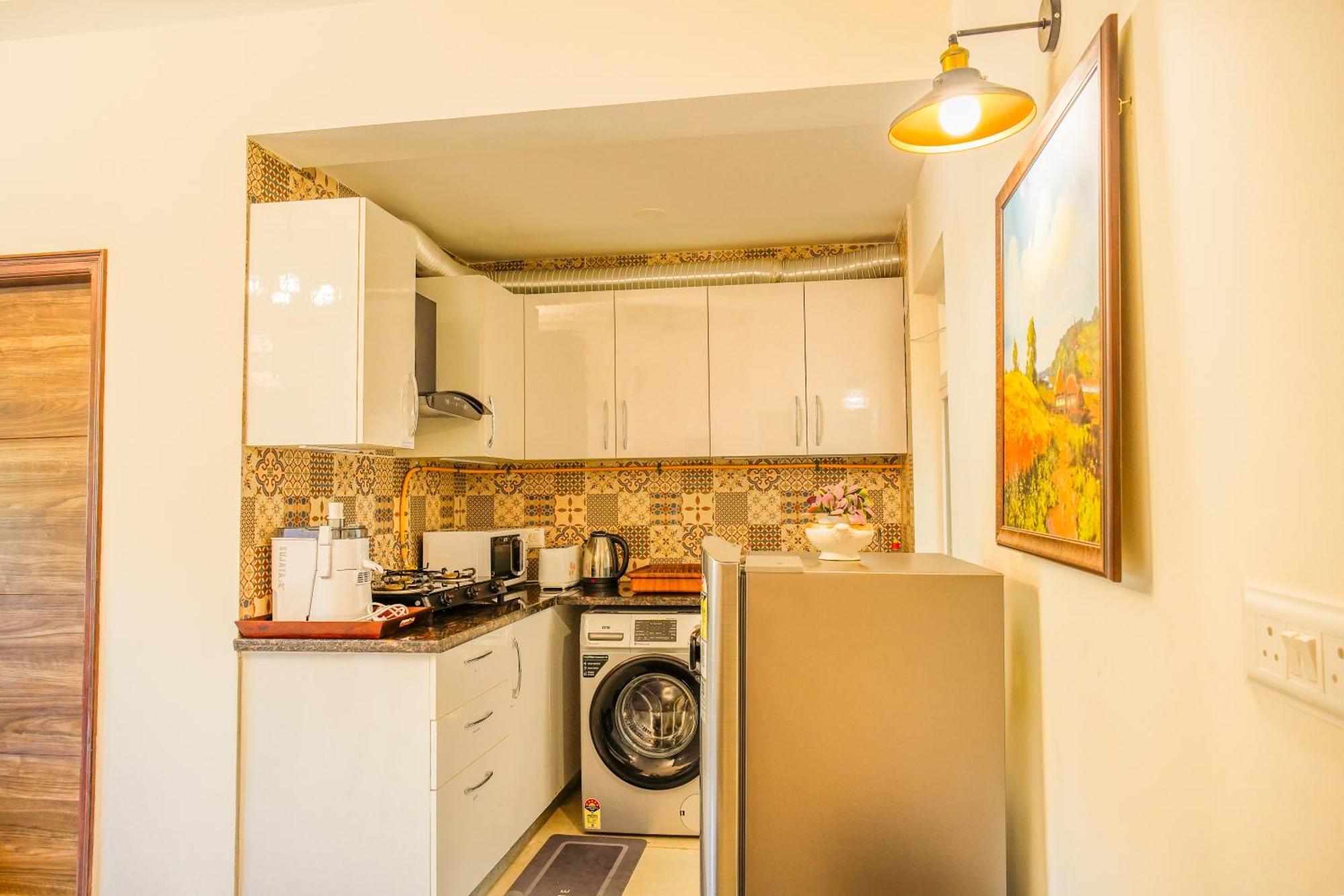 Alaya Stays 1 Bhk With Balcony & Pool - Veera Marina Candolim Exterior photo