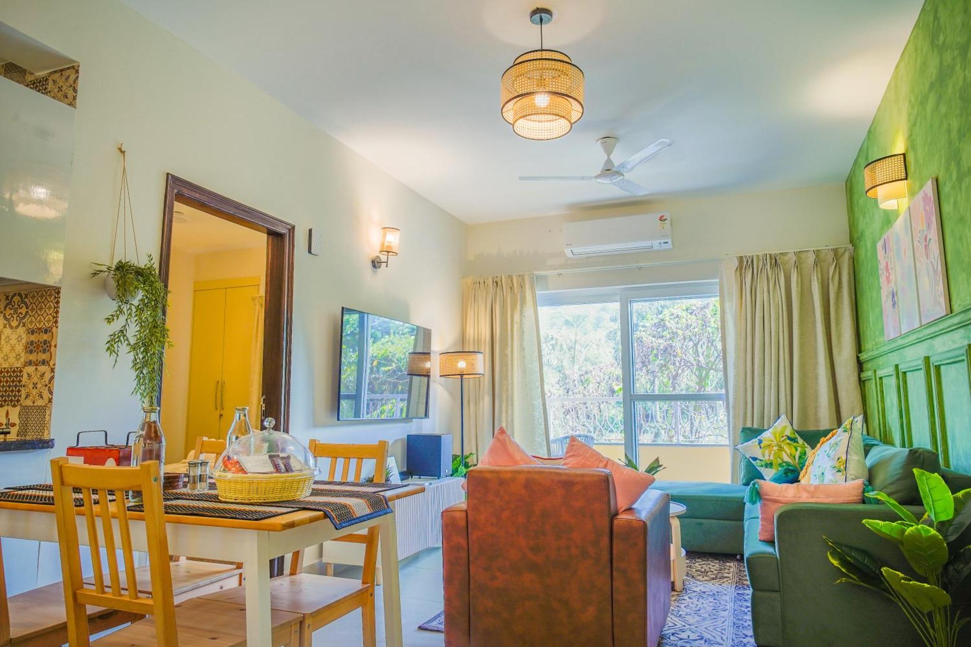 Alaya Stays 1 Bhk With Balcony & Pool - Veera Marina Candolim Exterior photo