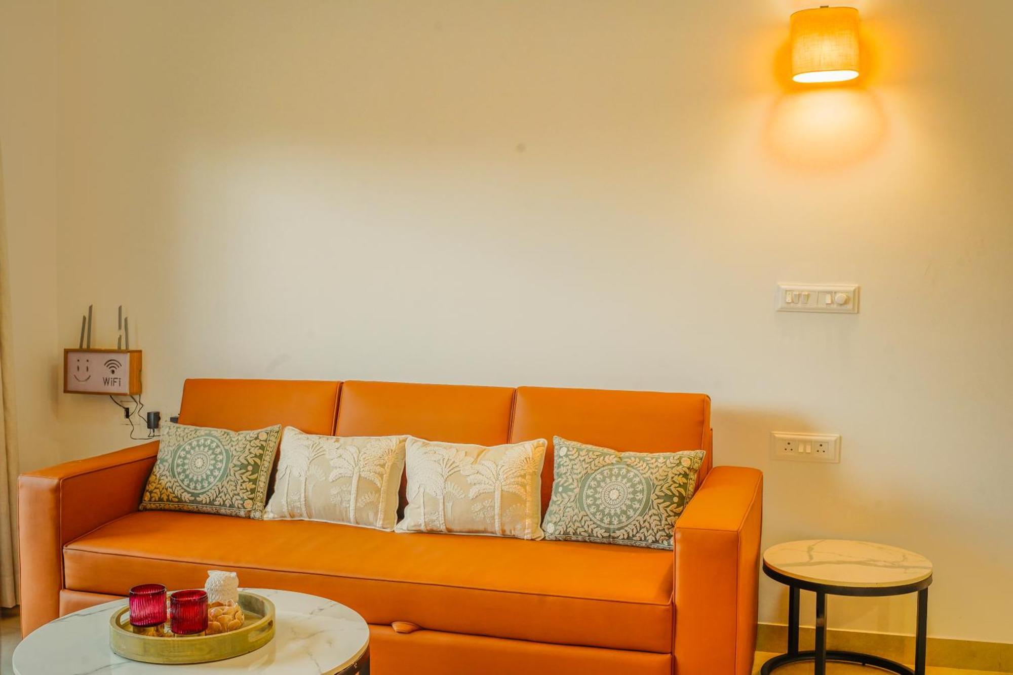 Alaya Stays 1 Bhk With Balcony & Pool - Veera Marina Candolim Exterior photo